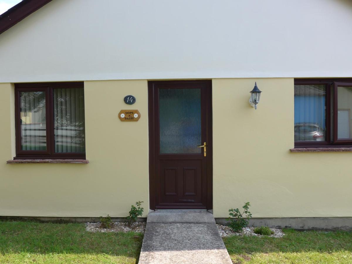 Parkland 14 Is A Detached Premier 3 Bedroom Bungalow Sleeping 6 뷰드 외부 사진