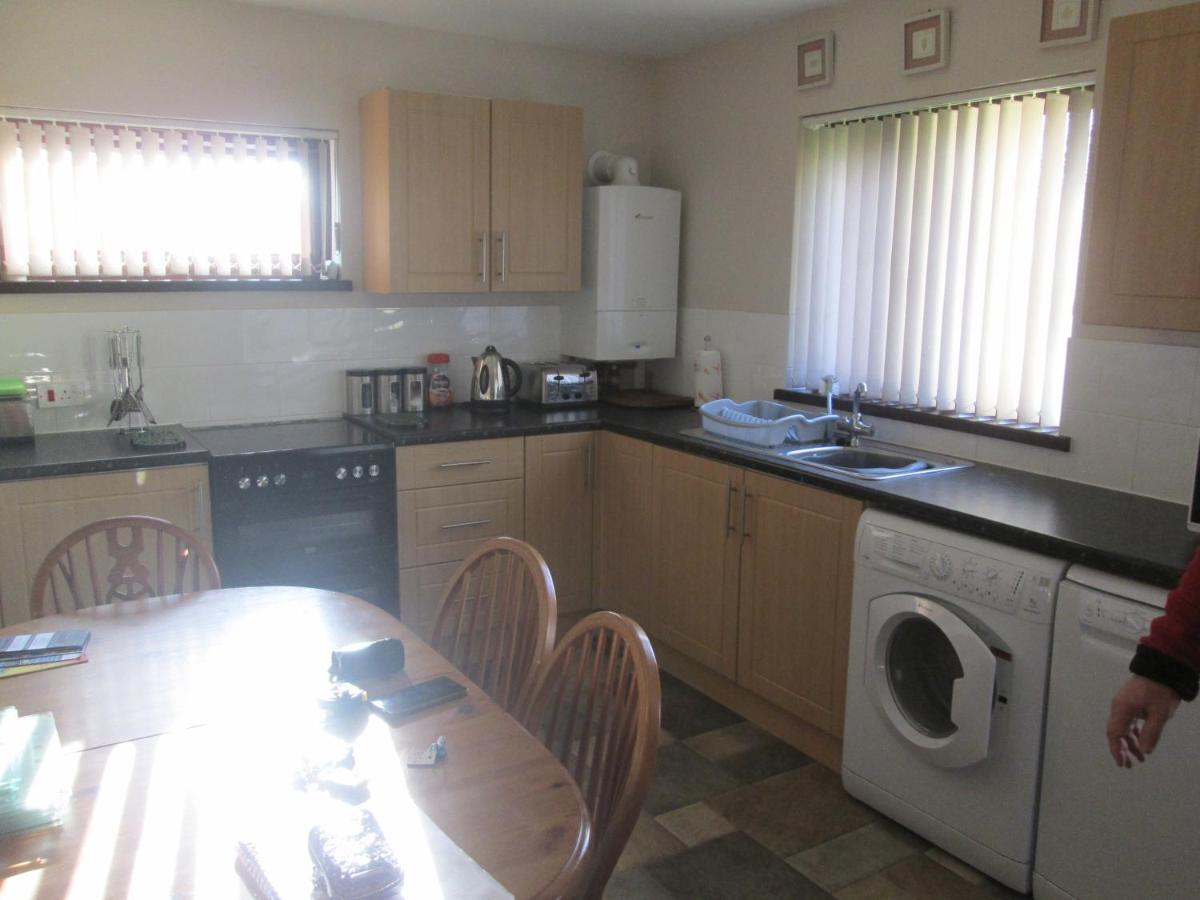 Parkland 14 Is A Detached Premier 3 Bedroom Bungalow Sleeping 6 뷰드 외부 사진